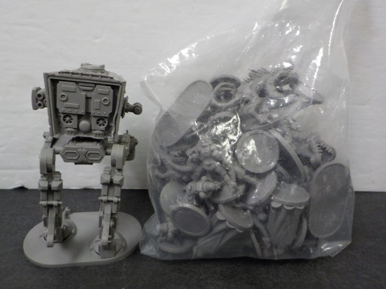 G1219 Star Wars: Imperial Assault Board Game Core Set used complete