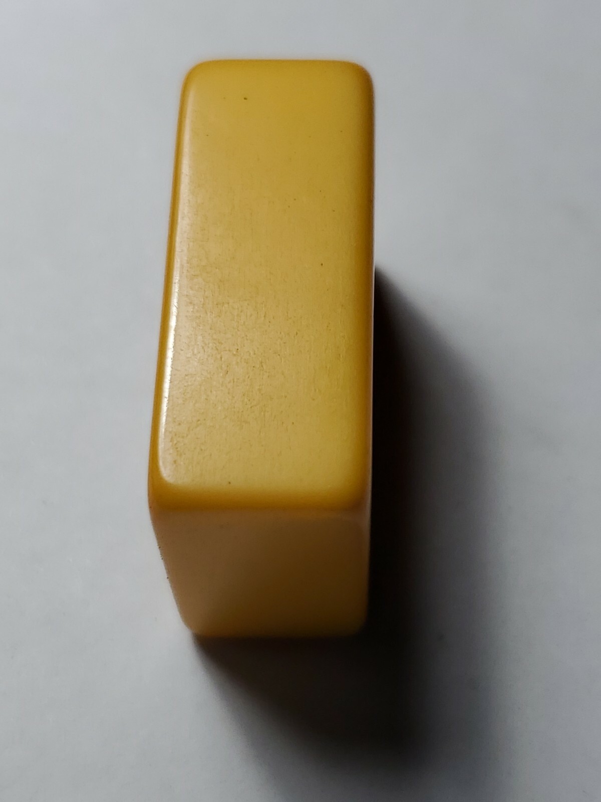 VINTAGE MAH JONG TILES CHINESE BAKELITE 1 1/4″ tall 7/8″ wide 1/2″ thick