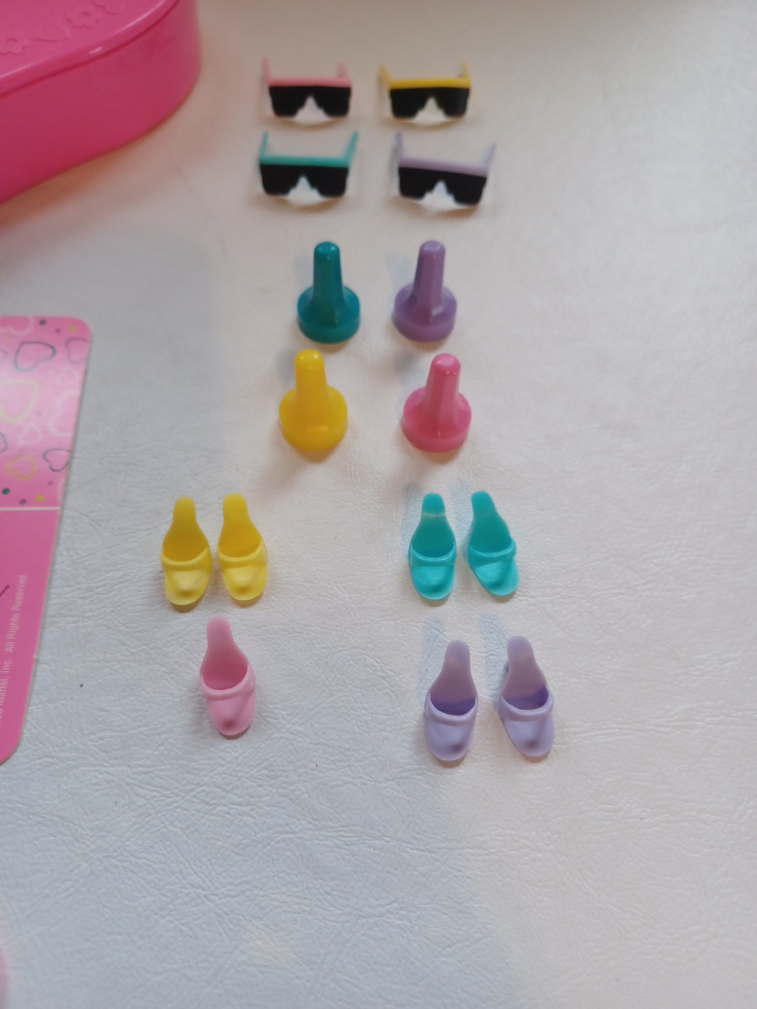 1993 Barbie Dress Up Board Game By Golden. 99% Complete Missing 1 Pink Shoe.