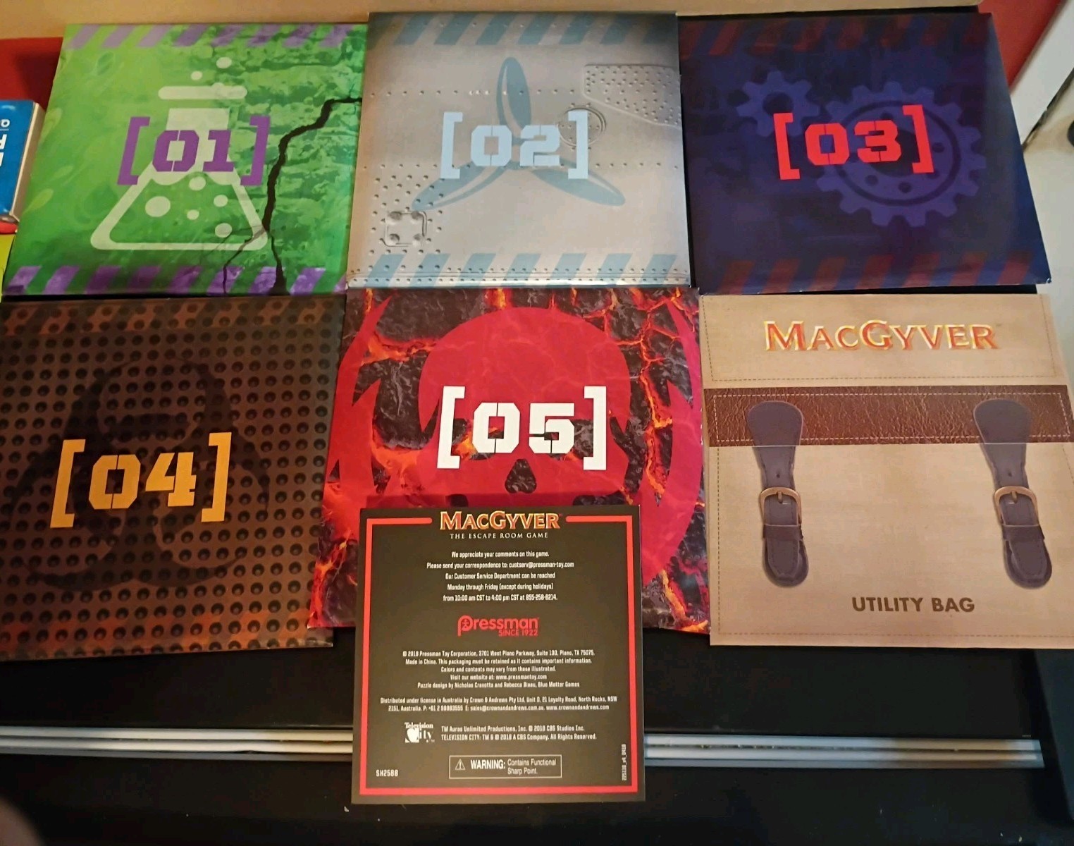 MacGyver: The Escape Room Game Complete 2018 Pressman 1 to 4 Players Ages 12 +
