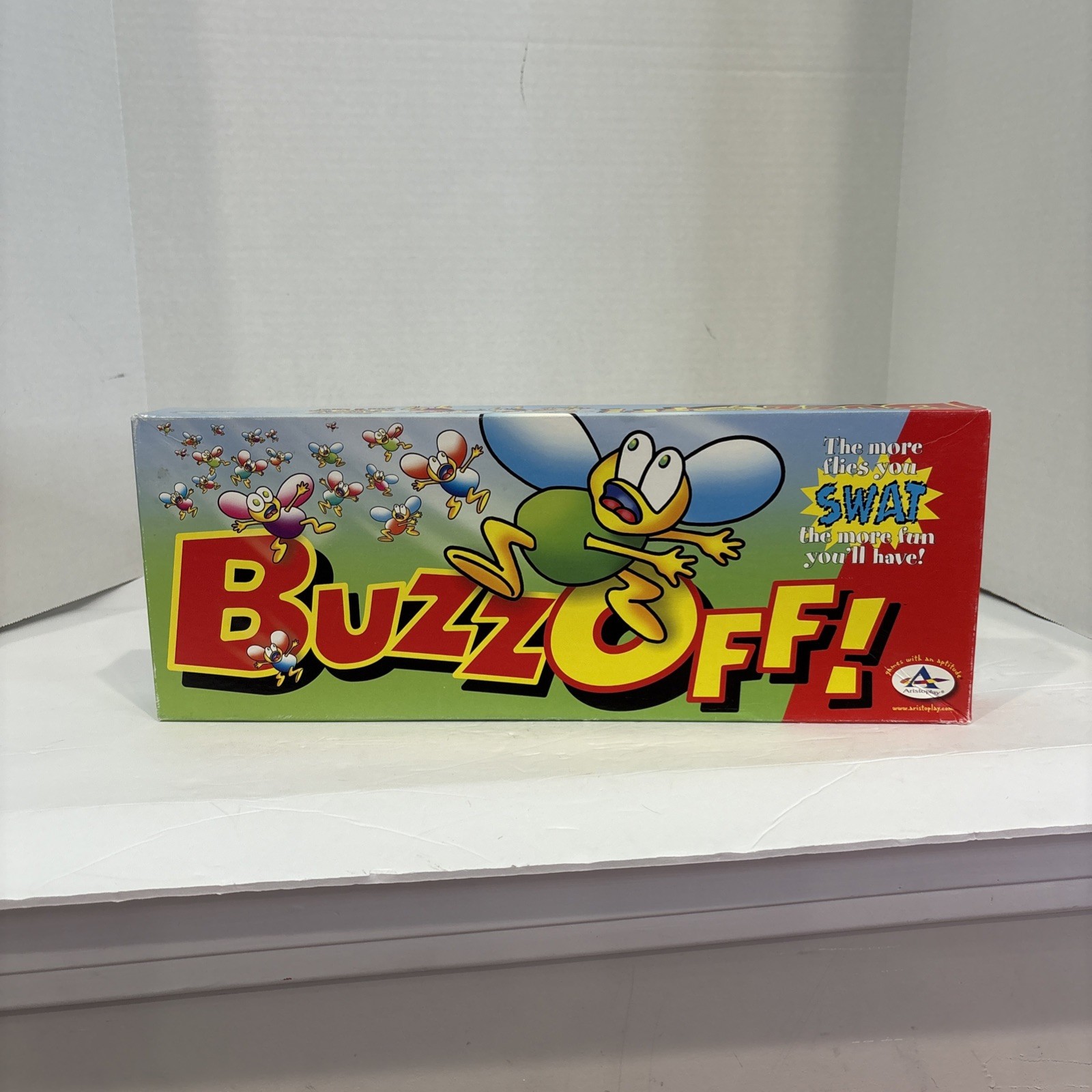 Aristoplay Ltd. (2003) Buzz Off! Board Game