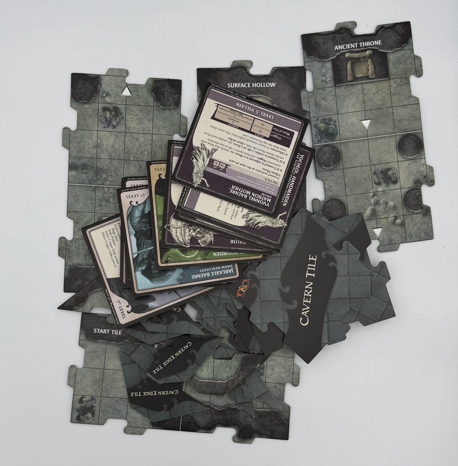 Dungeons & Dragons The Legend of Drizzt Board Game D&D Adventure System