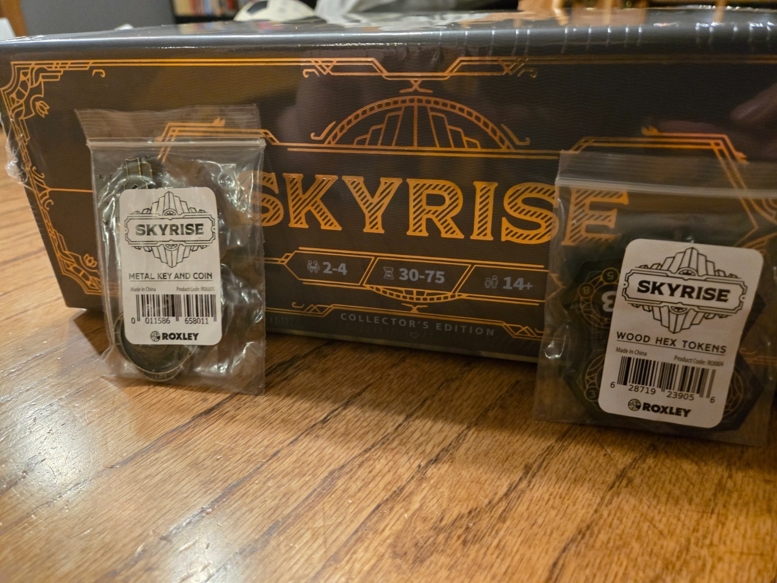 Skyrise Collector’s Edition New in shrink w Metal Key and hex tokens