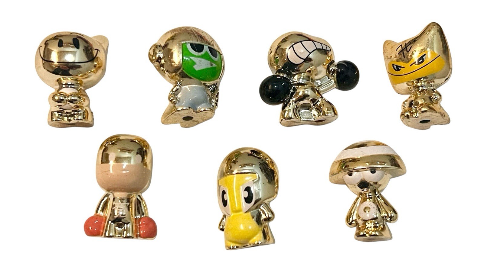 Lot of GOLD SERIES with TIN 1 Exclusives Crazy Bones