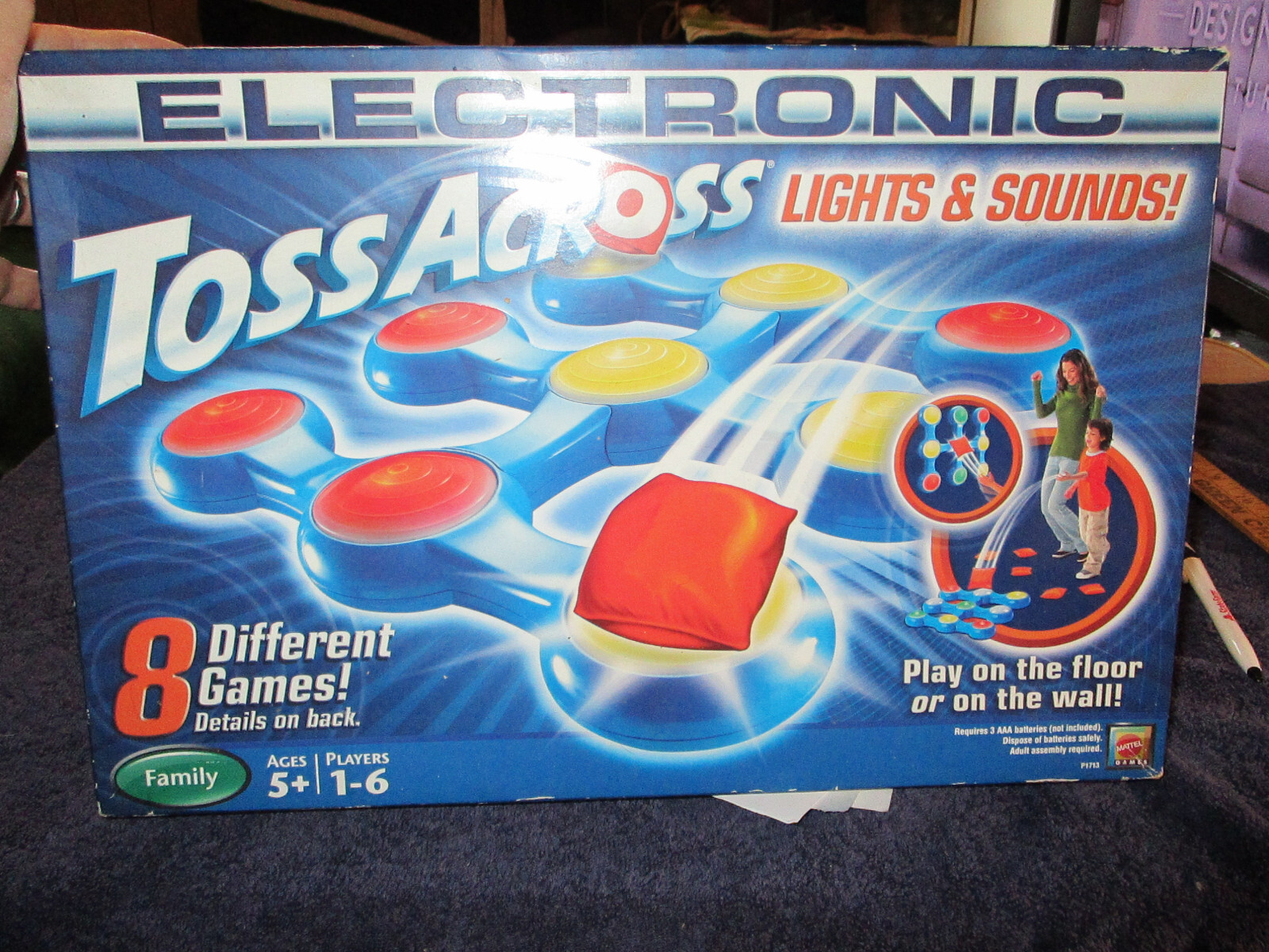 Mattel Electronic Toss Across with Lights & Sounds Family Game 2008 in Orig Box