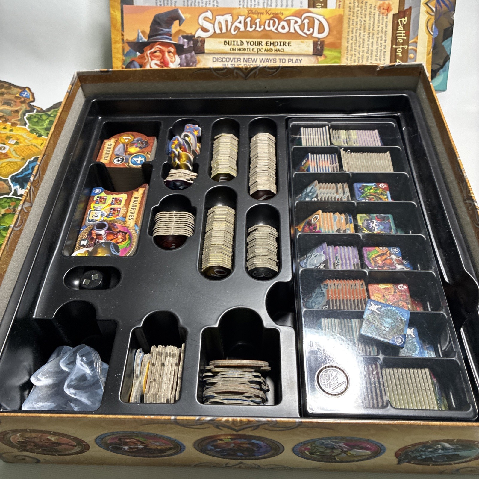Small World of Warcraft Board Game Days of Wonder Blizzard 2-5 Players Complete