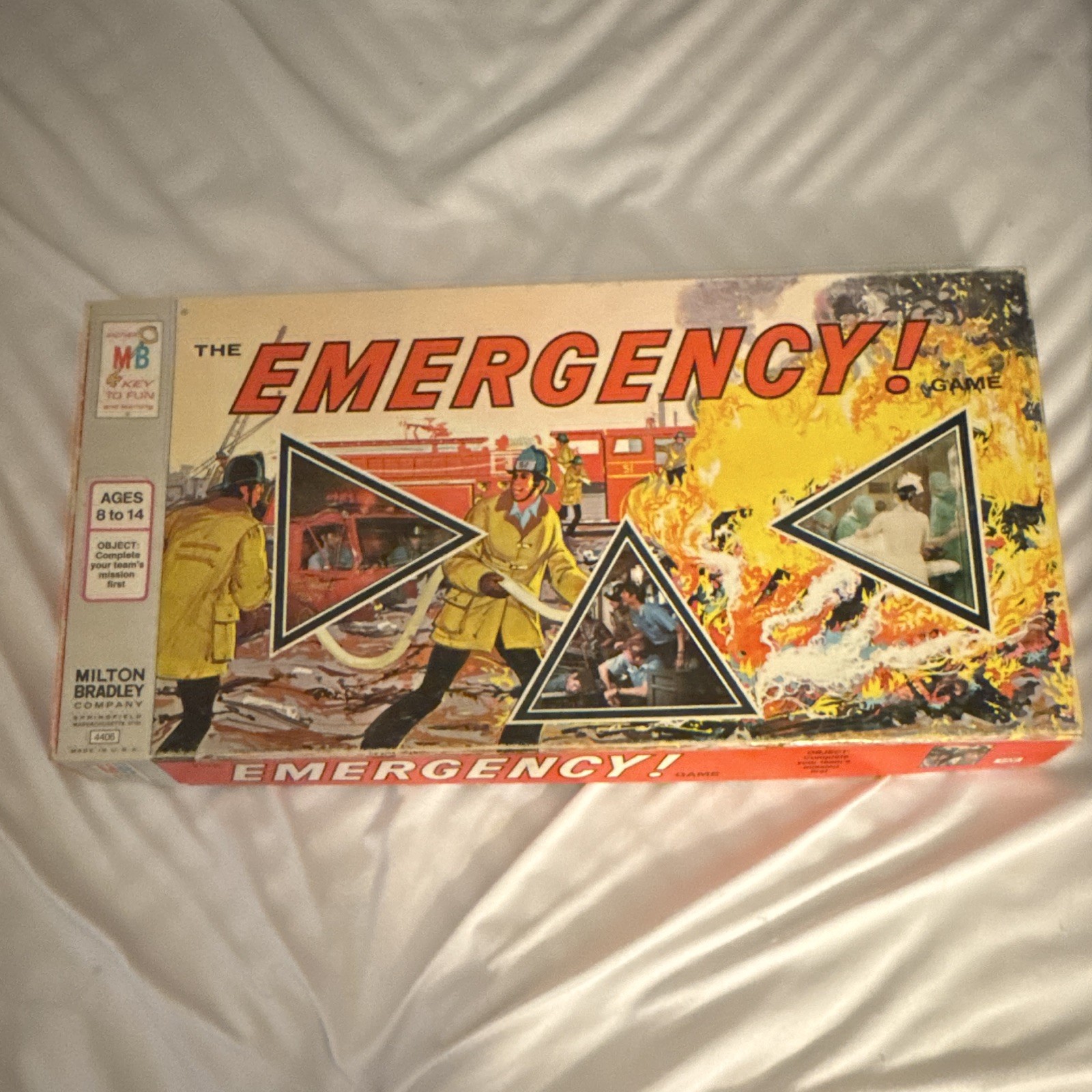 Milton Bradley The Emergency! Game 1974 Board Game MPN 4406 2+ Ages 8-14