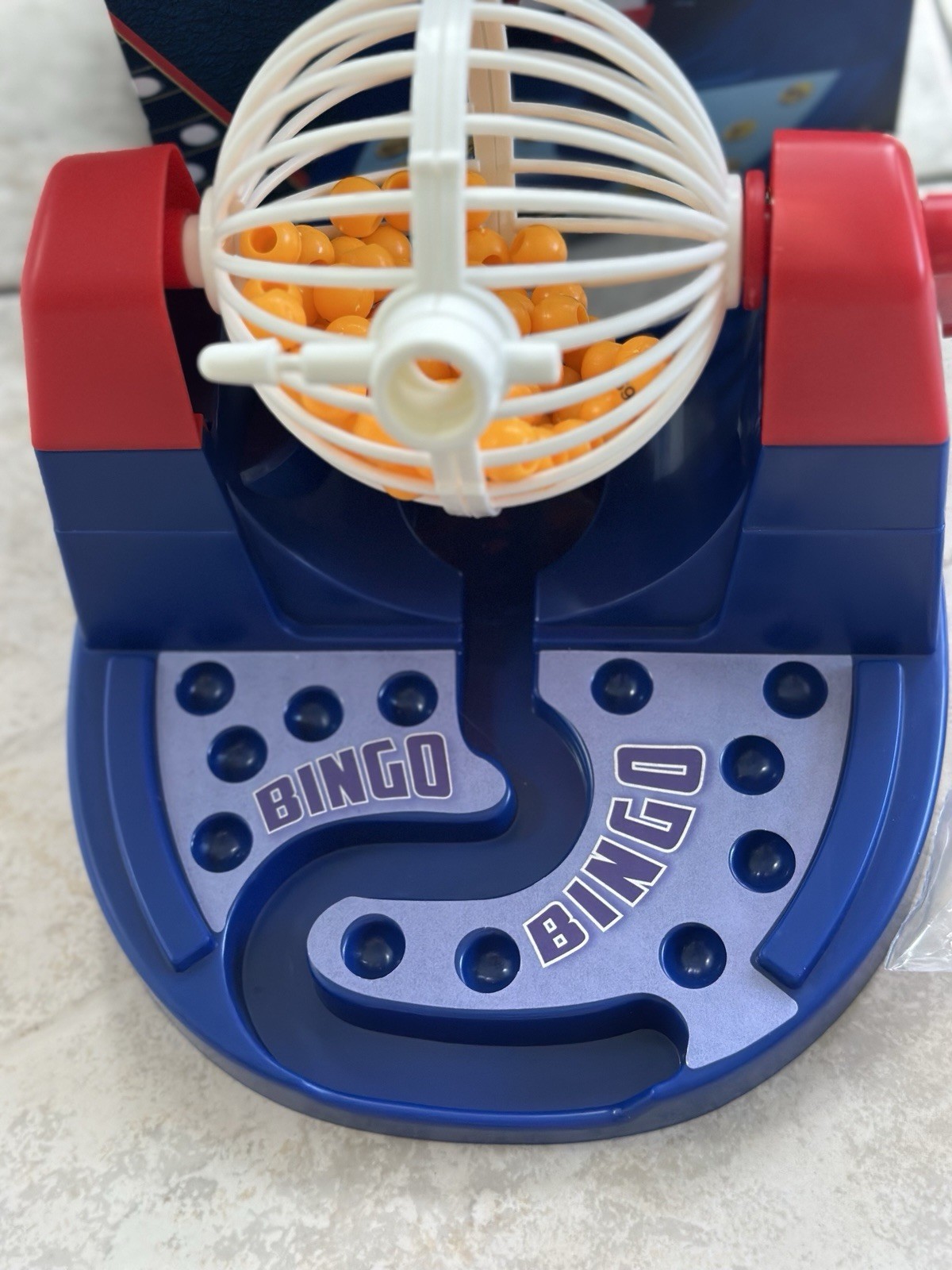 Cardinal Games – Traditions Deluxe Bingo Set – Plastic Bingo Cage With 75 Balls