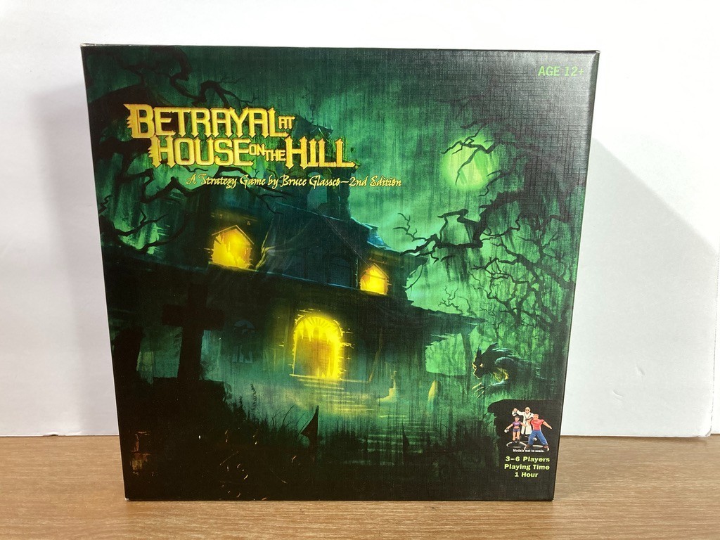 Betrayal At House On The Hill Strategy & Horror / Adventure Board Games COMPLETE