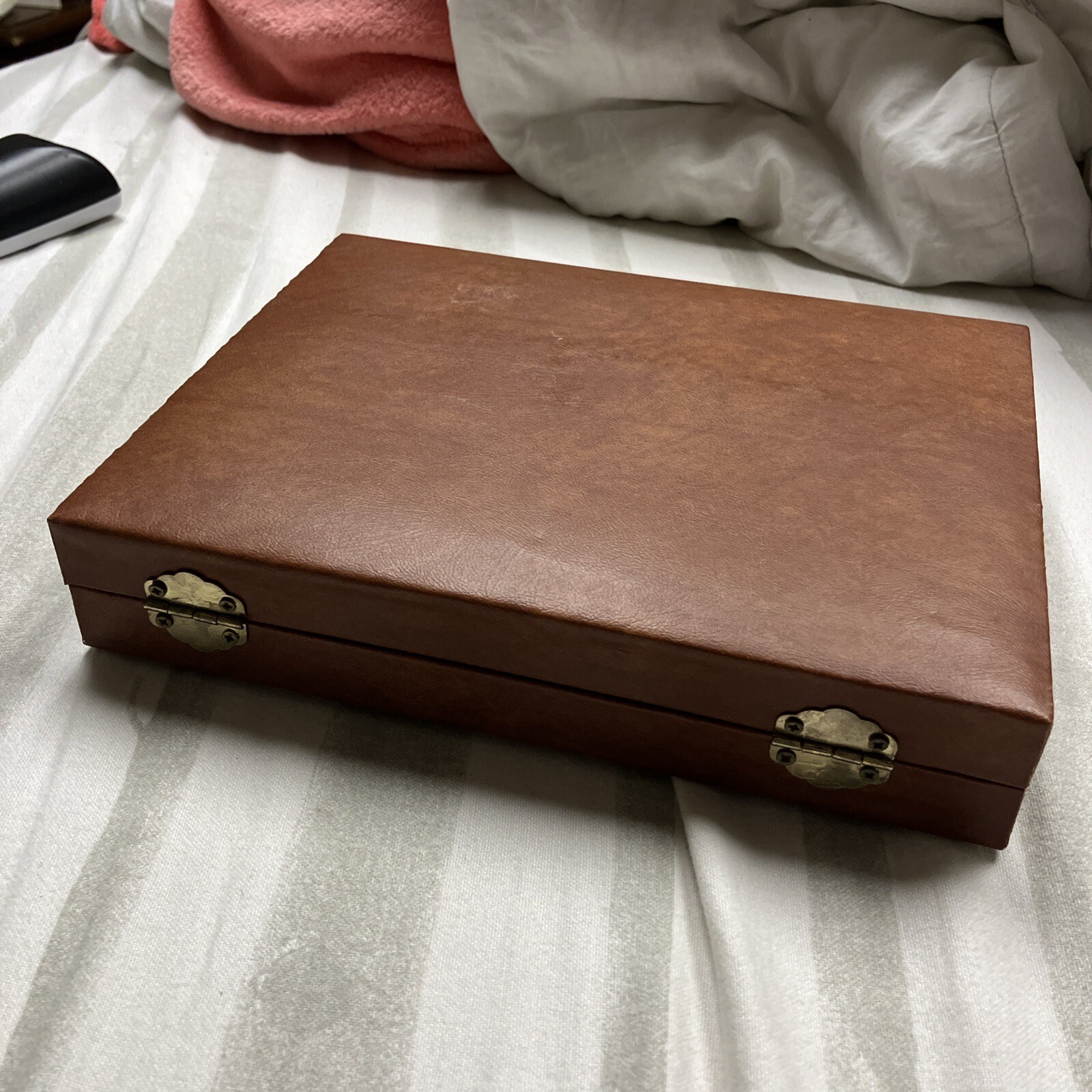 Faux Leather Case Backgammon Game Travel Size Opens 14” x 9” One Shaker* EUC
