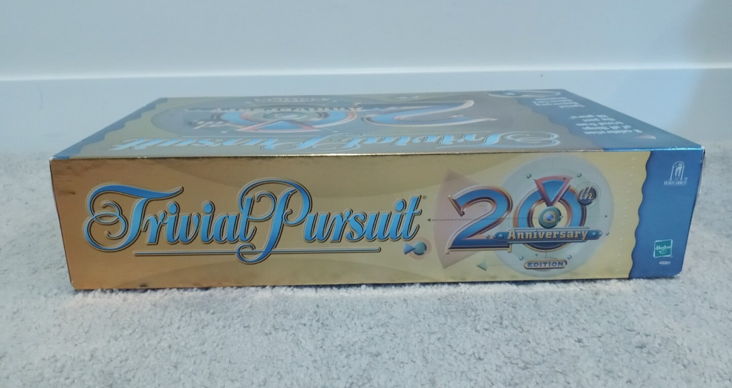 TRIVIAL PURSUIT 20TH ANNIVERSARY Edition Family Board Trivia Game – New SEALED